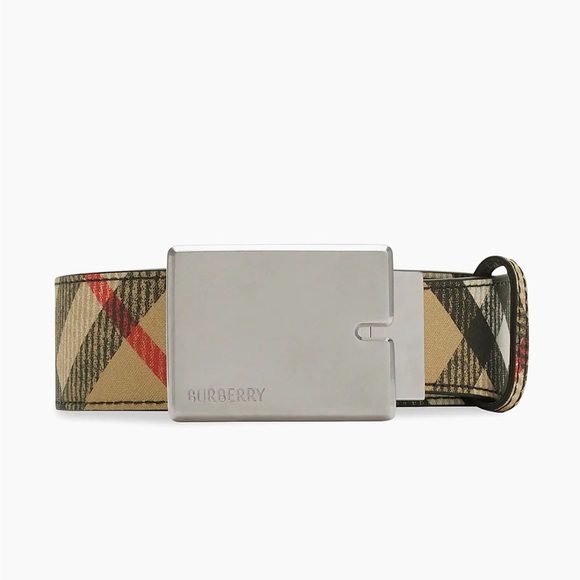 Authentic Burberry Leather Check Reversible Belt with Silver Buckle-Size 70 - Picture 3 of 8